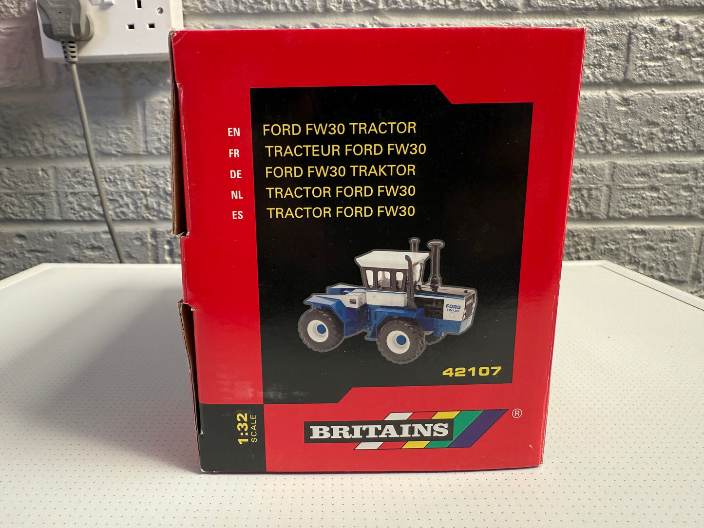 Ford FW30 Tractor - Product Number: 42274