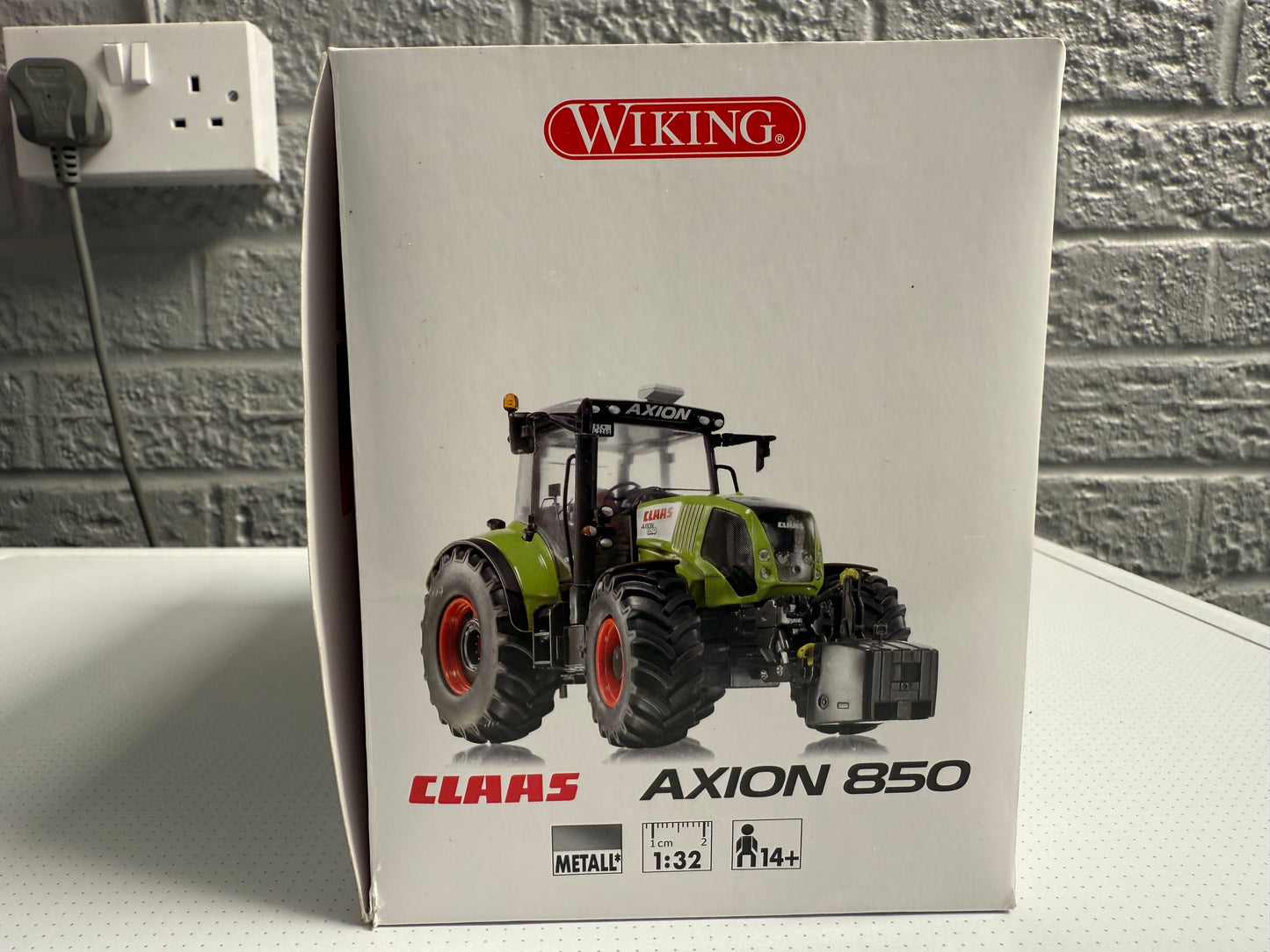 Wiking Class Axion 850 Tractor - Product Number: 0704