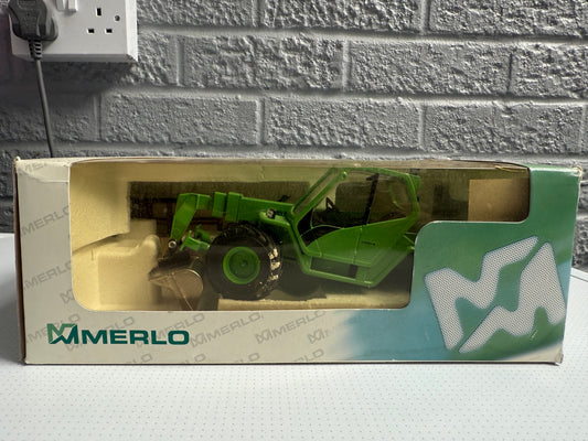 Merlo MF 40.9 CS Multifarm Telehandler - 1:32 Scale Model (Panoramic 00104)