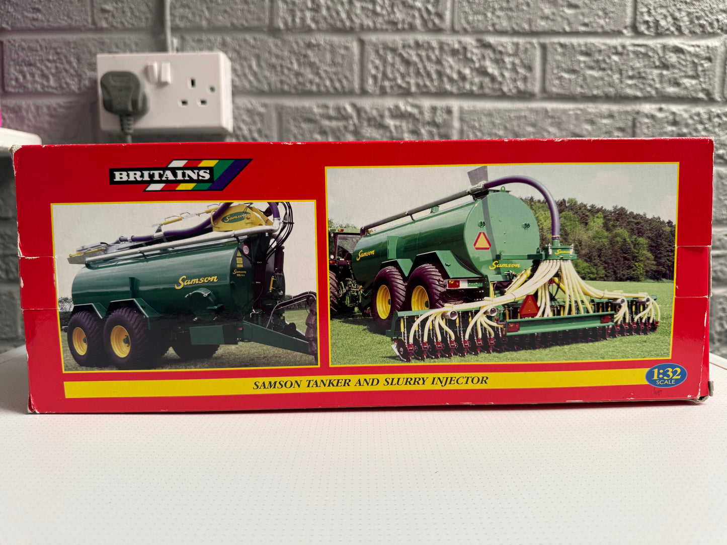 Britains Samson Tanker and Slurry Injector - Product Number: 42651
