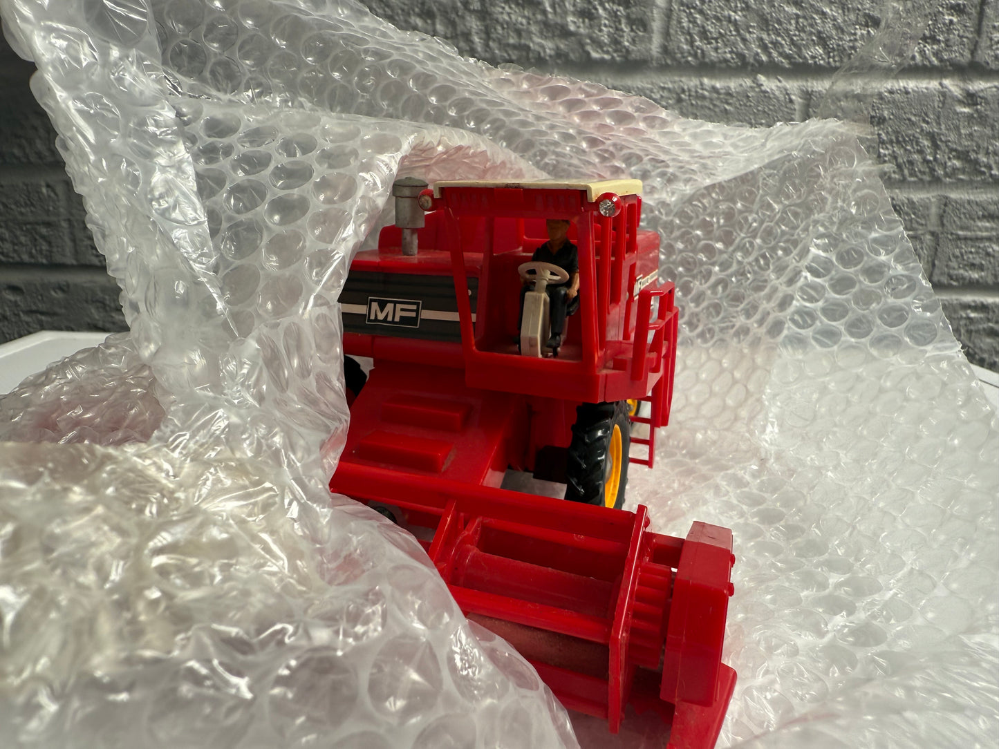 Massey Ferguson 760 Tractor - Product Number: 42633 (No Box)